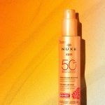 L'Huile Solaire Bronzante SPF10, SPF30 et SPF50 ainsi que le Spray Solaire Délicieux SPF30 et SP50 de Nuxe ont été relancés dans un nouveau packaging équipé de la pompe PZ Twist d'Aptar au début de l'année en Europe, Asie et Amérique Latine.