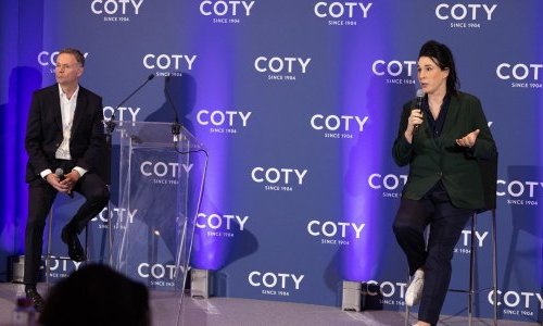 Coty raises growth forecasts and details global strategy in Paris